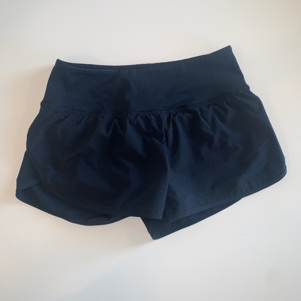 Zyia Shorts, Size S
